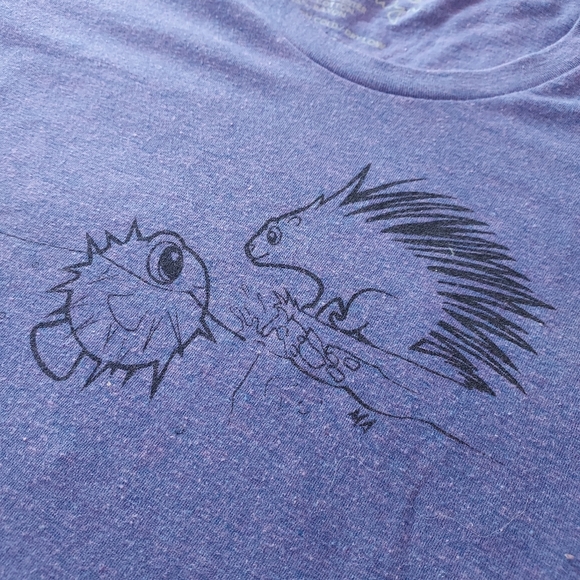 Independent Artist Design Pufferfish and Porcupine Friends Graphic Tee Small - Picture 3 of 4